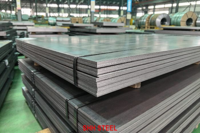 ASTM A131 AH32 marine steel plate per ASTM A131/A131M at SHH STEEL warehouse