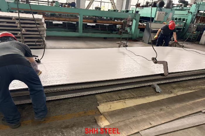 GB/T 4237 022Cr19Ni10 (S30403) stainless steel plate at SHH STEEL warehouse