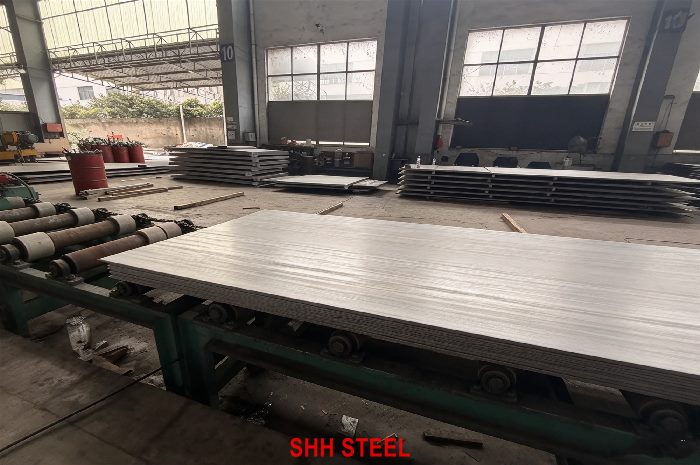 GB/T 4237 06Cr17Ni12Mo2 (S31608) stainless steel plate at SHH STEEL warehouse