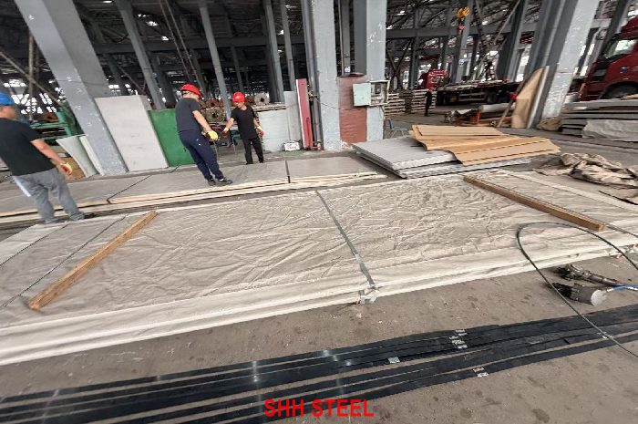 GB/T 4237 06Cr19Ni10 (S30408) stainless steel plate at SHH STEEL warehouse