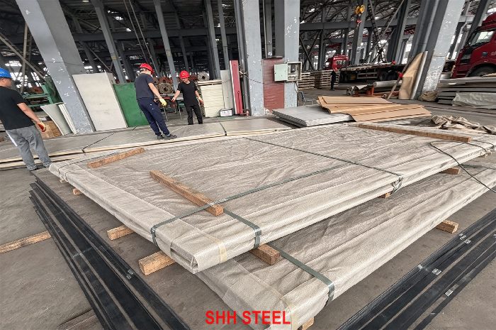 GB/T 4237 06Cr19Ni13Mo3 (S31708) stainless steel plate at SHH STEEL warehouse