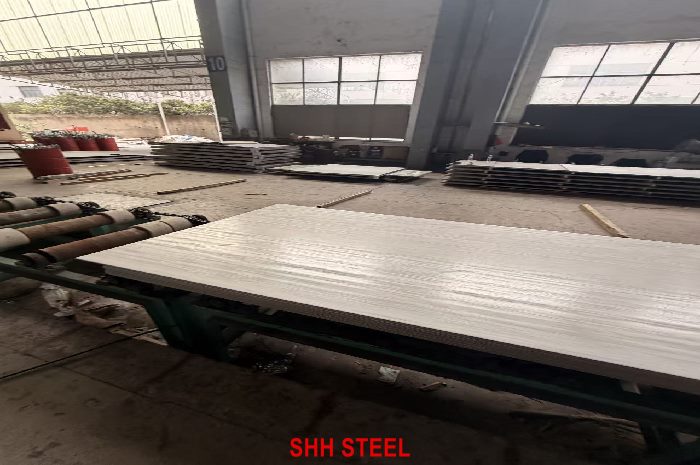 GB/T 4237 07Cr19Ni10 (S30409) stainless steel plate at SHH STEEL warehouse