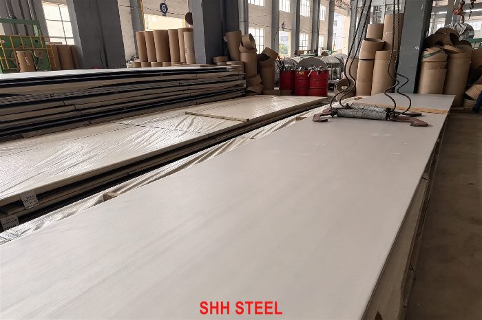GB/T 713.7 015Cr21Ni26Mo5Cu2 (S39042) stainless steel plate at SHH STEEL warehouse