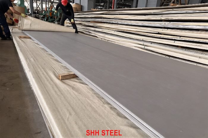 GB/T 713.7 07Cr18Ni11Nb (S34779) stainless steel plate at SHH STEEL warehouse