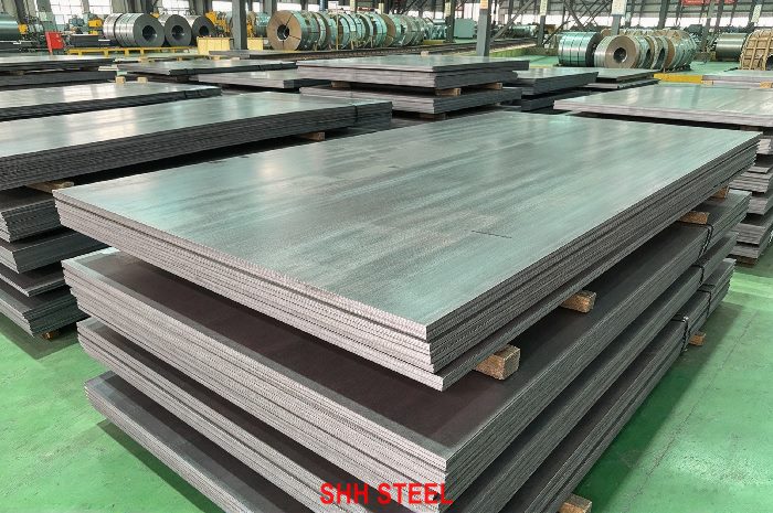 LR AH46 shipbuilding steel plate to Lloyd's Register (LR) rules, stacked hull plates