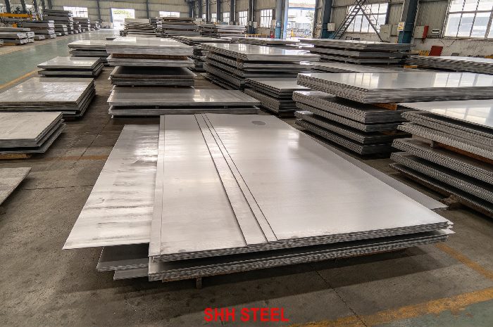 EN 10028-7 X2CrNi18-9 (1.4307) stainless steel plate at SHH STEEL warehouse